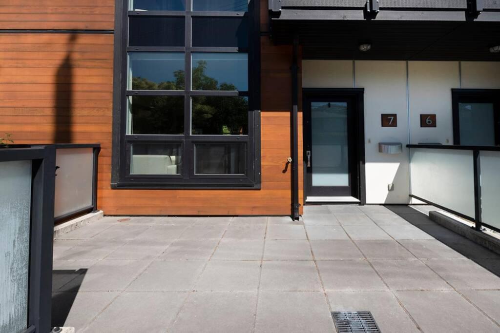 Cedar Hill Sunlit Stay - Bright Spacious & Modern Victoria Exterior foto